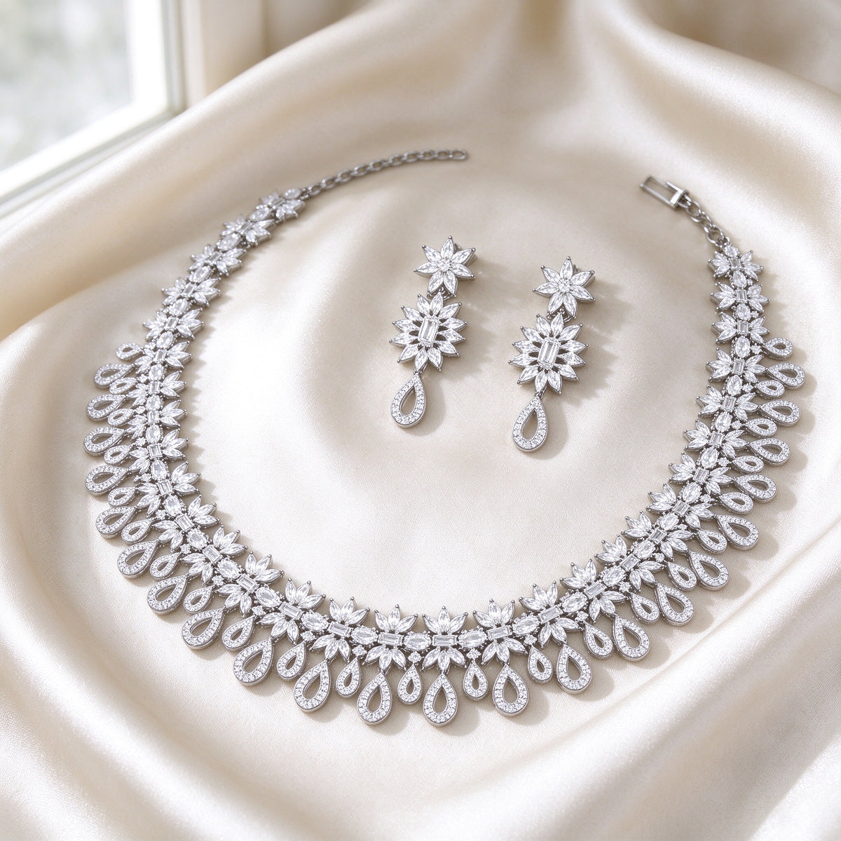 The Peak Bridal Parure — Hero