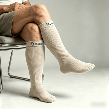 Loose top design prevents leg constriction and supports healthy circulation, ideal for swollen ankles