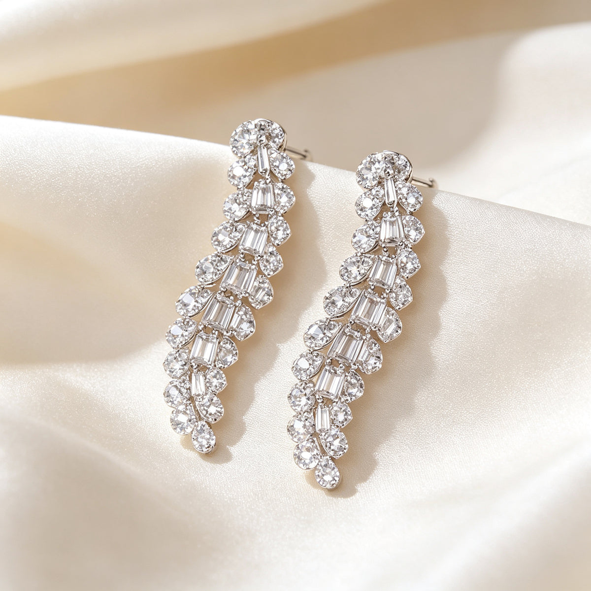 The Nova Crystal Parure — Macro